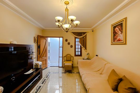 Sala de casa à venda com 3 quartos, 400m² em Água Rasa, São Paulo
