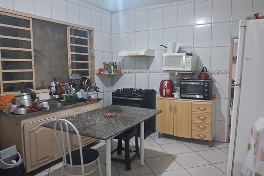 Cozinha de casa para alugar com 2 quartos, 120m² em Jardim Ipanema (Zona Leste), São Paulo