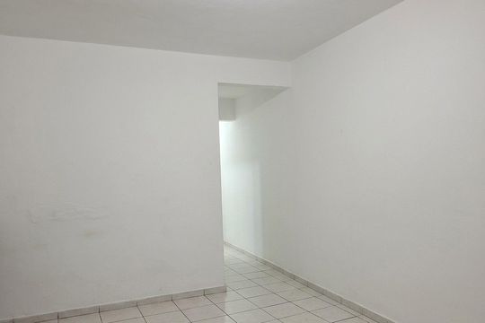 Casa para alugar com 2 quartos, 120m² em Jardim Ipanema (Zona Leste), São Paulo