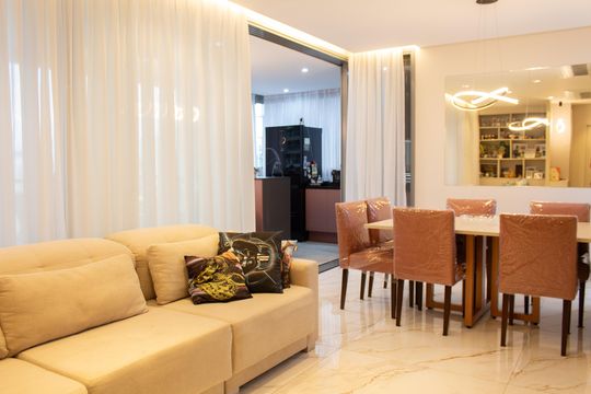 Apartamento à venda com 3 quartos, 167m² em Jardim das Acacias, São Paulo