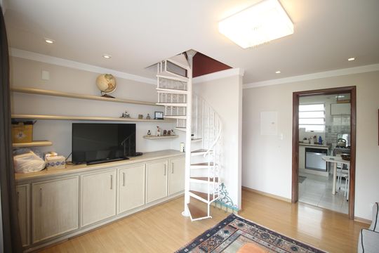 Sala de apartamento à venda com 3 quartos, 214m² em São João, Porto Alegre