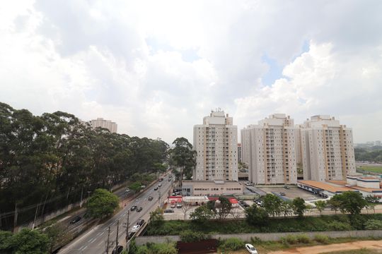 Sala - vista de apartamento para alugar com 2 quartos, 48m² em Usina Piratininga, São Paulo