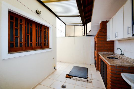 Área de Serviço de casa à venda com 3 quartos, 138m² em Gopouva, Guarulhos