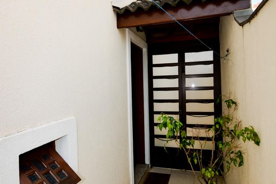Corredor  de casa à venda com 3 quartos, 138m² em Gopouva, Guarulhos