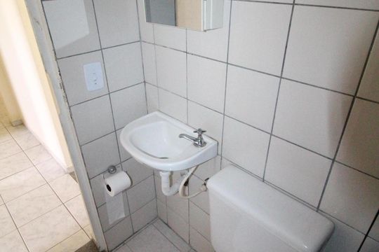 Banheiro de apartamento para alugar com 2 quartos, 40m² em Jardim Nova Michigan, São José dos Campos