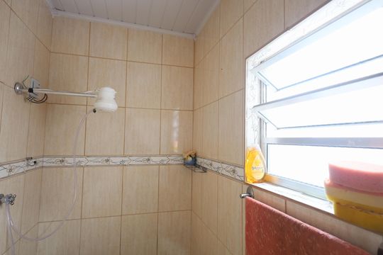 Banheiro 3 de casa à venda com 4 quartos, 175m² em Pestana, Osasco