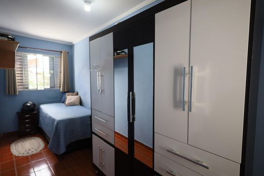 Quarto 3 de casa à venda com 4 quartos, 175m² em Pestana, Osasco