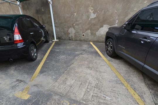 Garagem de apartamento à venda com 2 quartos, 44m² em Santa Cruz, Belo Horizonte