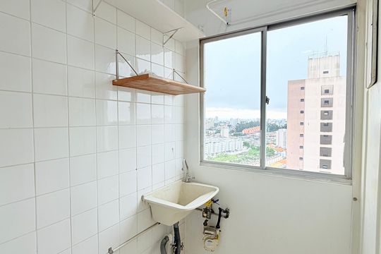 Área de serviço de apartamento para alugar com 2 quartos, 65m² em Nova Petrópolis, São Bernardo do Campo