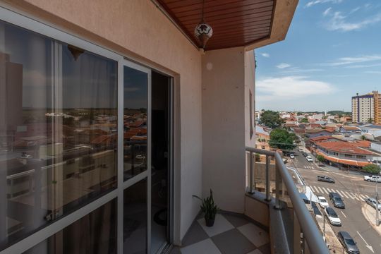 Varanda  de apartamento à venda com 3 quartos, 86m² em Jardim Macarenko, Sumaré