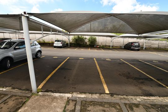 Garagem de kitnet/studio para alugar com 2 quartos, 49m² em Chácaras Fazenda Coelho, Hortolândia
