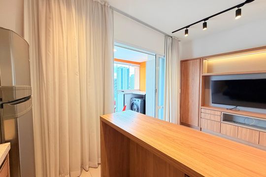 Sala/Cozinha de apartamento para alugar com 1 quarto, 48m² em Campo Belo, São Paulo