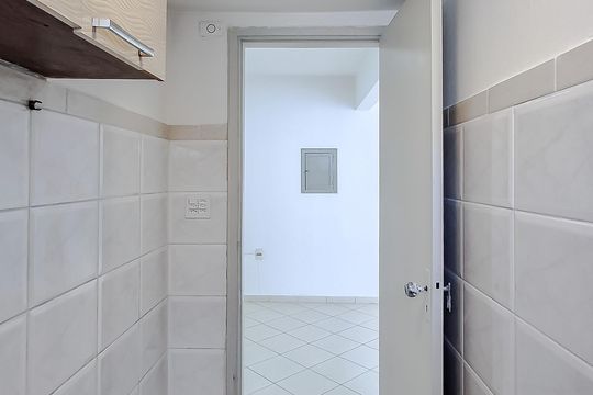 Cozinha de kitnet/studio à venda com 1 quarto, 30m² em Liberdade, São Paulo