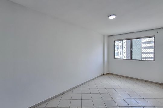 Quarto de kitnet/studio à venda com 1 quarto, 30m² em Liberdade, São Paulo