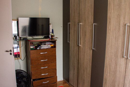 Quarto de apartamento para alugar com 2 quartos, 50m² em Guaratiba, Rio de Janeiro