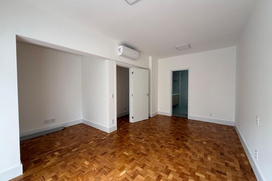 Apartamento à venda com 3 quartos, 210m² em Higienópolis, São Paulo