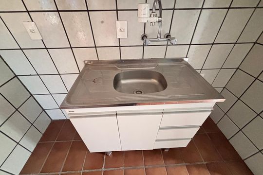 Cozinha de apartamento para alugar com 1 quarto, 41m² em Indianópolis, São Paulo