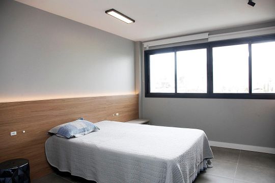 Studio - Sala / Quarto de kitnet/studio para alugar com 1 quarto, 32m² em Cidade Baixa, Porto Alegre