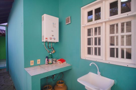 tanque de casa para alugar com 3 quartos, 173m² em Santa Teresa, São Leopoldo