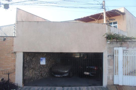 Fachada de casa para alugar com 1 quarto, 60m² em Olímpico, São Caetano do Sul