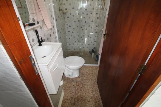 Banheiro de casa para alugar com 1 quarto, 40m² em Vila Guilherme, São Paulo
