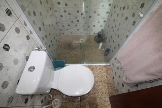 Banheiro de casa para alugar com 1 quarto, 40m² em Vila Guilherme, São Paulo