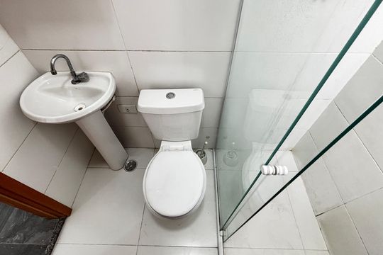 Banheiro de apartamento para alugar com 2 quartos, 100m² em Vila Luzita, Santo André