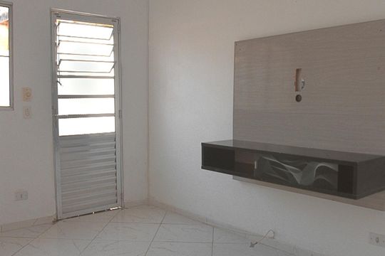 Casa para alugar com 1 quarto, 50m² em Cidade Dutra, São Paulo