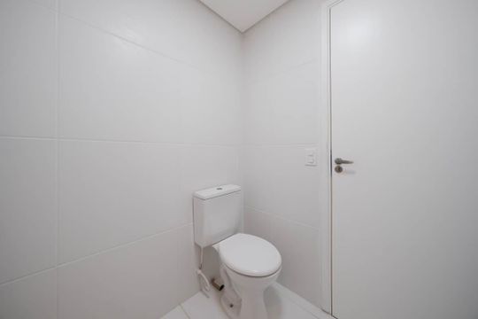 Banheiro de apartamento para alugar com 2 quartos, 44m² em Cidade Antônio Estêvão de Carvalho, São Paulo