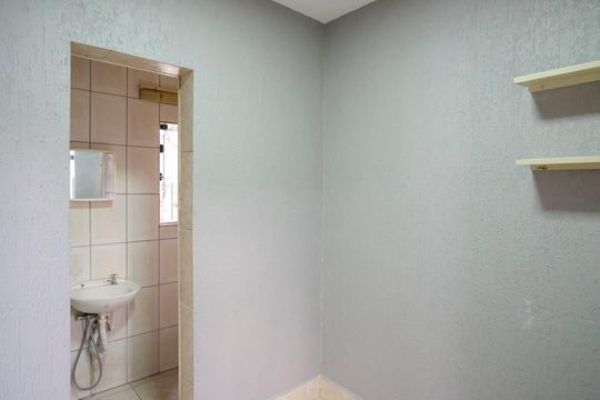 Área de serviço de casa à venda com 4 quartos, 346m² em Jardim Sao Caetano, São Caetano do Sul