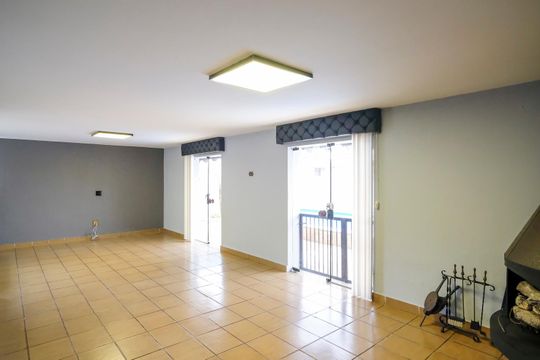 Sala 1 de casa à venda com 4 quartos, 346m² em Jardim Sao Caetano, São Caetano do Sul