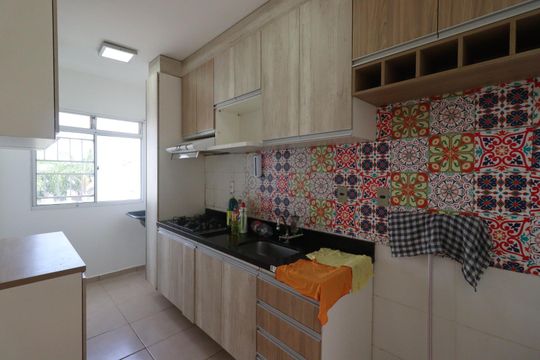 Cozinha de apartamento para alugar com 2 quartos, 48m² em Jardim Florestan Fernandes, Ribeirão Preto