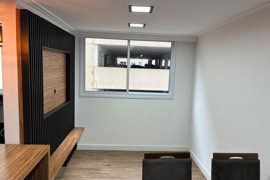 Sala de apartamento para alugar com 2 quartos, 44m² em Jardim Iris, São Paulo