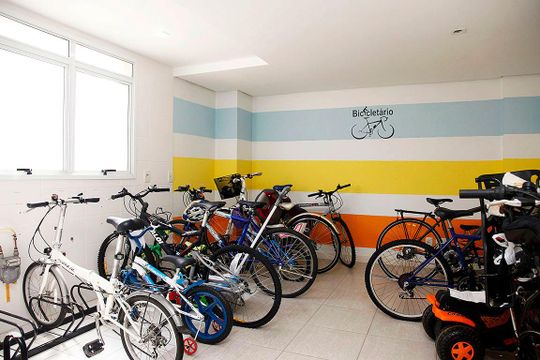 Área Comum - Bicicletário de apartamento à venda com 3 quartos, 91m² em Rio Branco, Porto Alegre