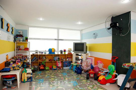 Área Comum - Brinquedoteca de apartamento à venda com 3 quartos, 91m² em Rio Branco, Porto Alegre