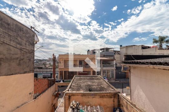 Casa à venda com 2 quartos, 65m² em Vila Roque, São Paulo