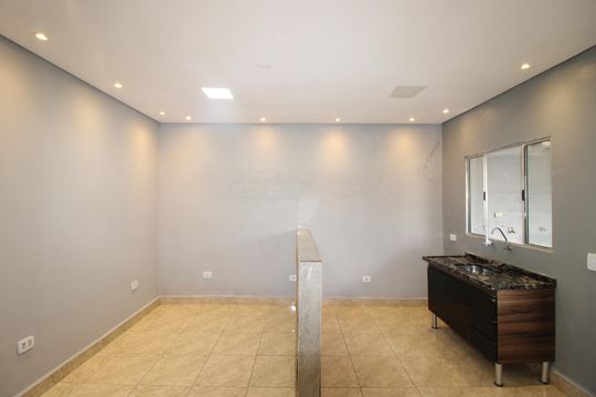 Casa para alugar com 2 quartos, 55m² em Vila Jacuí, São Paulo