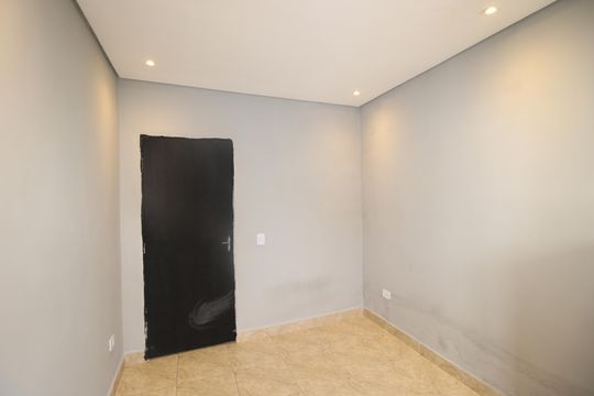 Quarto 2 de casa para alugar com 2 quartos, 55m² em Vila Jacuí, São Paulo