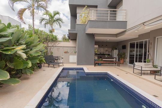 Piscina de casa de condomínio à venda com 3 quartos, 287m² em Swiss Park, Campinas