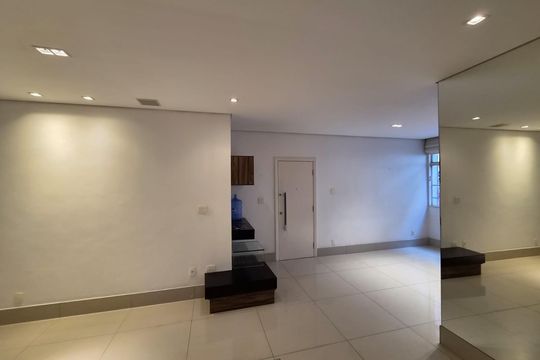 Apartamento à venda com 2 quartos, 90m² em Serra, Belo Horizonte