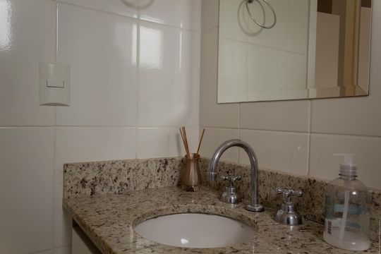 Banheiro de apartamento para alugar com 2 quartos, 80m² em Nova Petrópolis, São Bernardo do Campo
