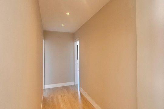 Hall suítes 3 e 4 de casa de condomínio à venda com 4 quartos, 316m² em Morada dos Pinheiros (aldeia da Serra), Barueri