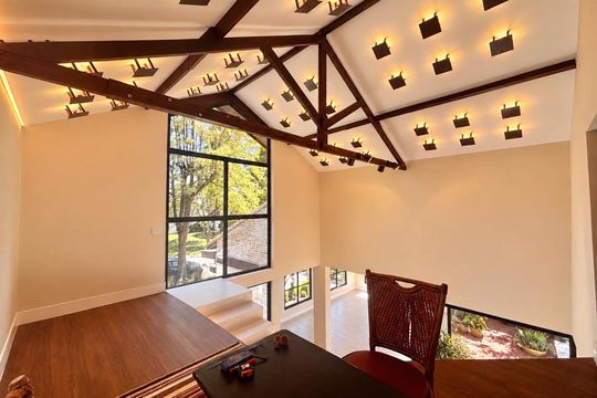 Hall de casa de condomínio à venda com 4 quartos, 316m² em Morada dos Pinheiros (aldeia da Serra), Barueri