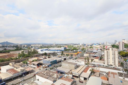 Área de Serviço de apartamento para alugar com 2 quartos, 33m² em Km 18, Osasco