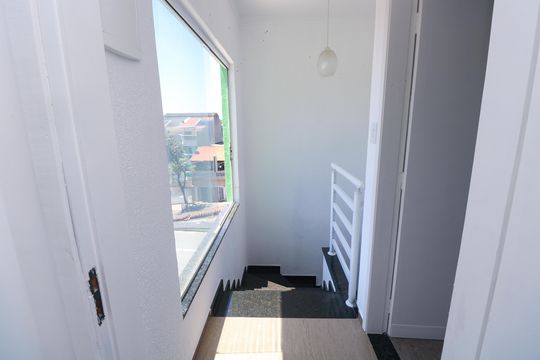Escada de casa para alugar com 2 quartos, 80m² em Parque Novo Oratório, Santo André