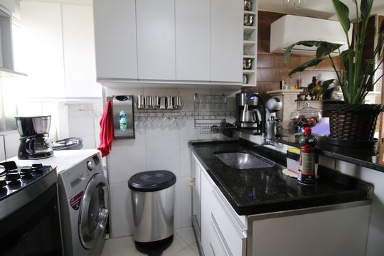 Casa à venda com 2 quartos, 70m² em Jacarepaguá, Rio de Janeiro
