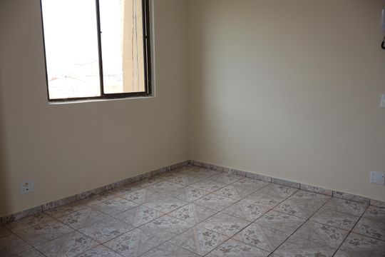 Sala de apartamento para alugar com 2 quartos, 60m² em Fazenda da Juta, São Paulo