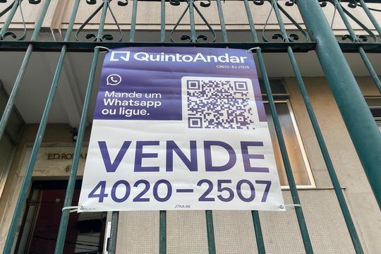 Placa de apartamento à venda com 2 quartos, 71m² em Tijuca, Rio de Janeiro