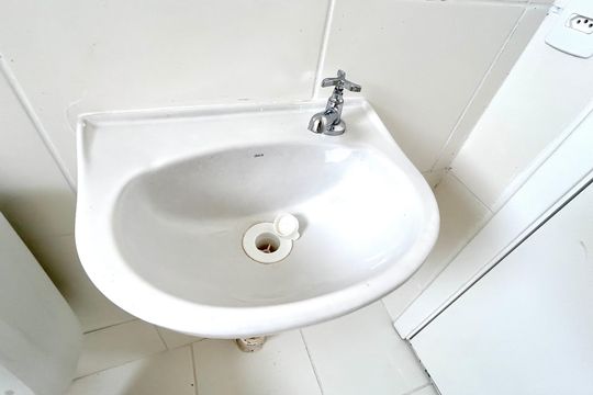 Banheiro de apartamento para alugar com 2 quartos, 44m² em Vila Nova Bonsucesso, Guarulhos