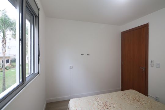 Quarto 1 de apartamento para alugar com 2 quartos, 41m² em Marechal Rondon, Canoas